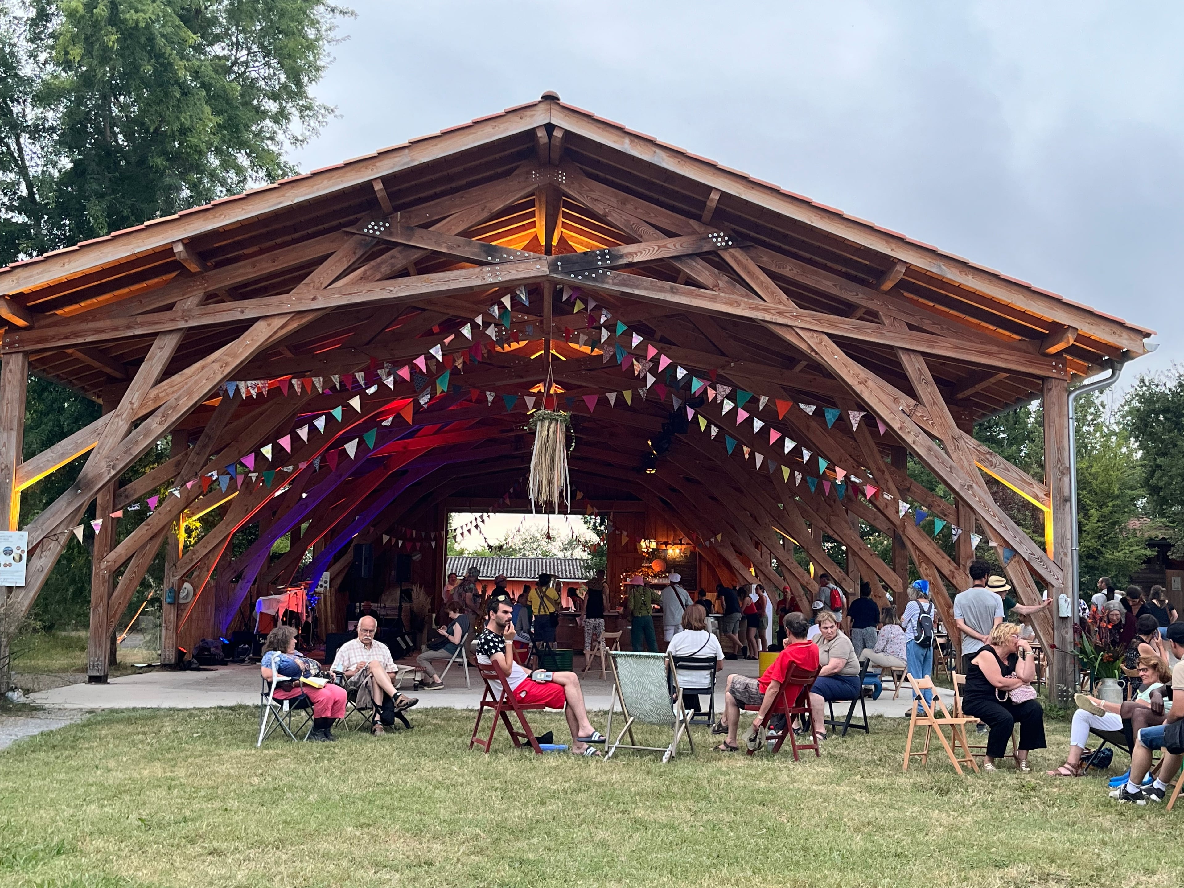 Halle couverte - Image 5